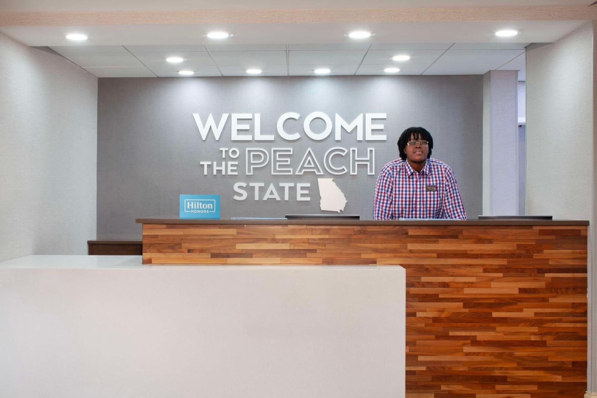 Hampton Inn & Suites-Atlanta Airport North-I-85 Hapeville Exterior foto